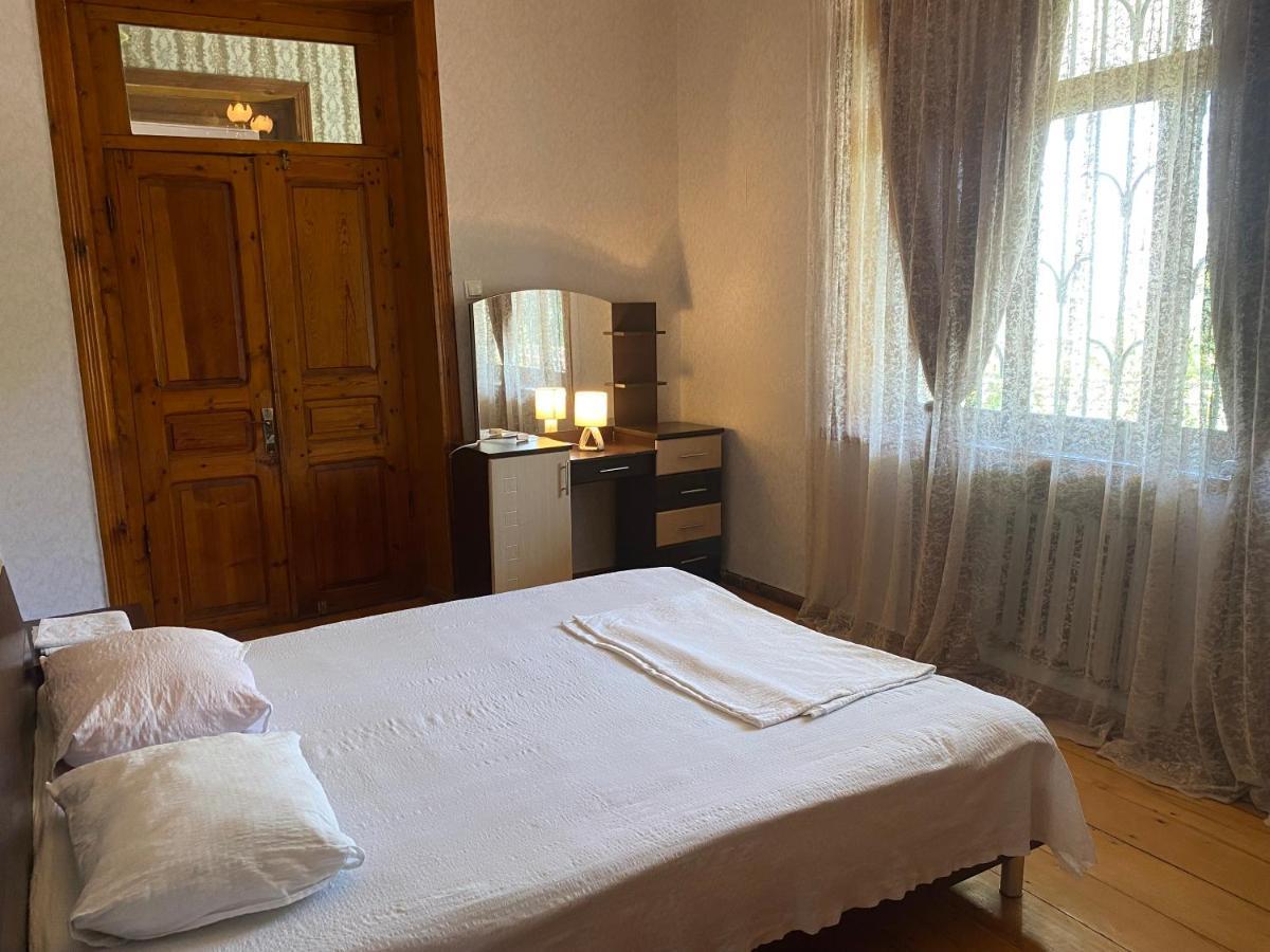 Valiko House In Telavi Hotel Bagian luar foto