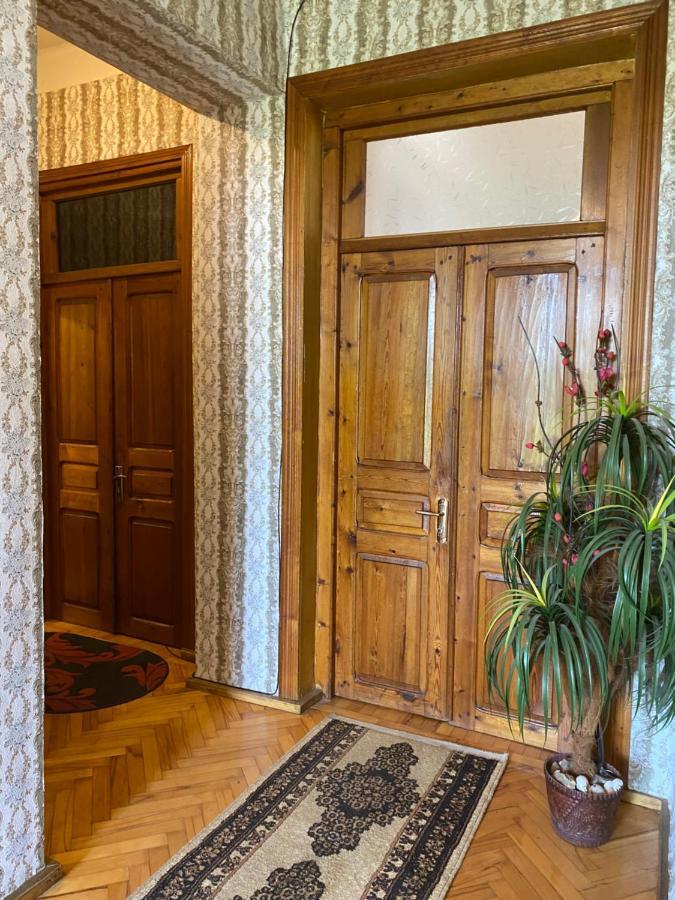 Valiko House In Telavi Hotel Bagian luar foto