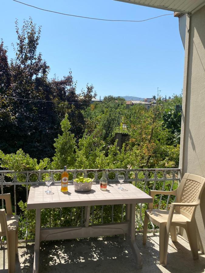 Valiko House In Telavi Hotel Bagian luar foto