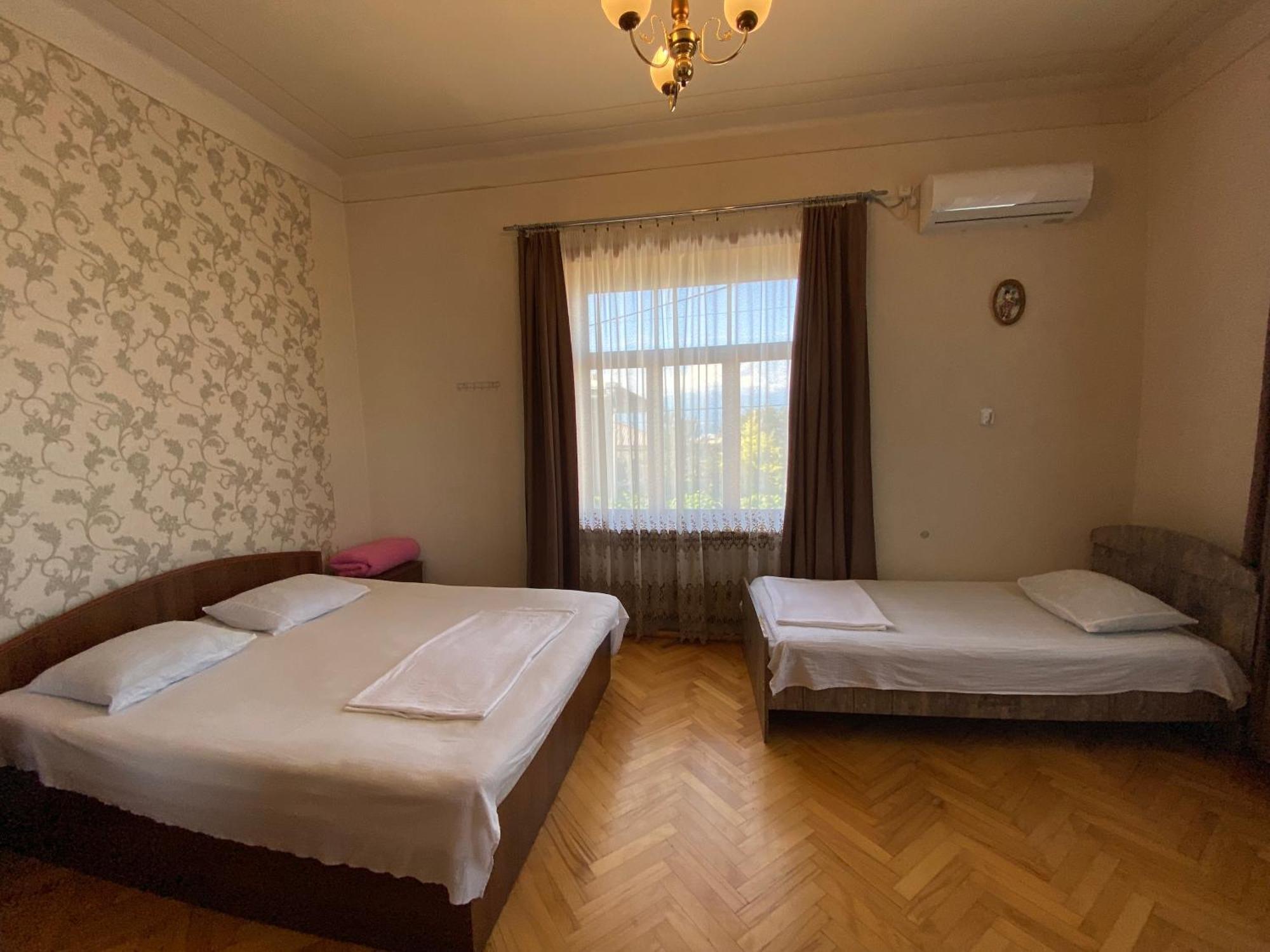 Valiko House In Telavi Hotel Bagian luar foto