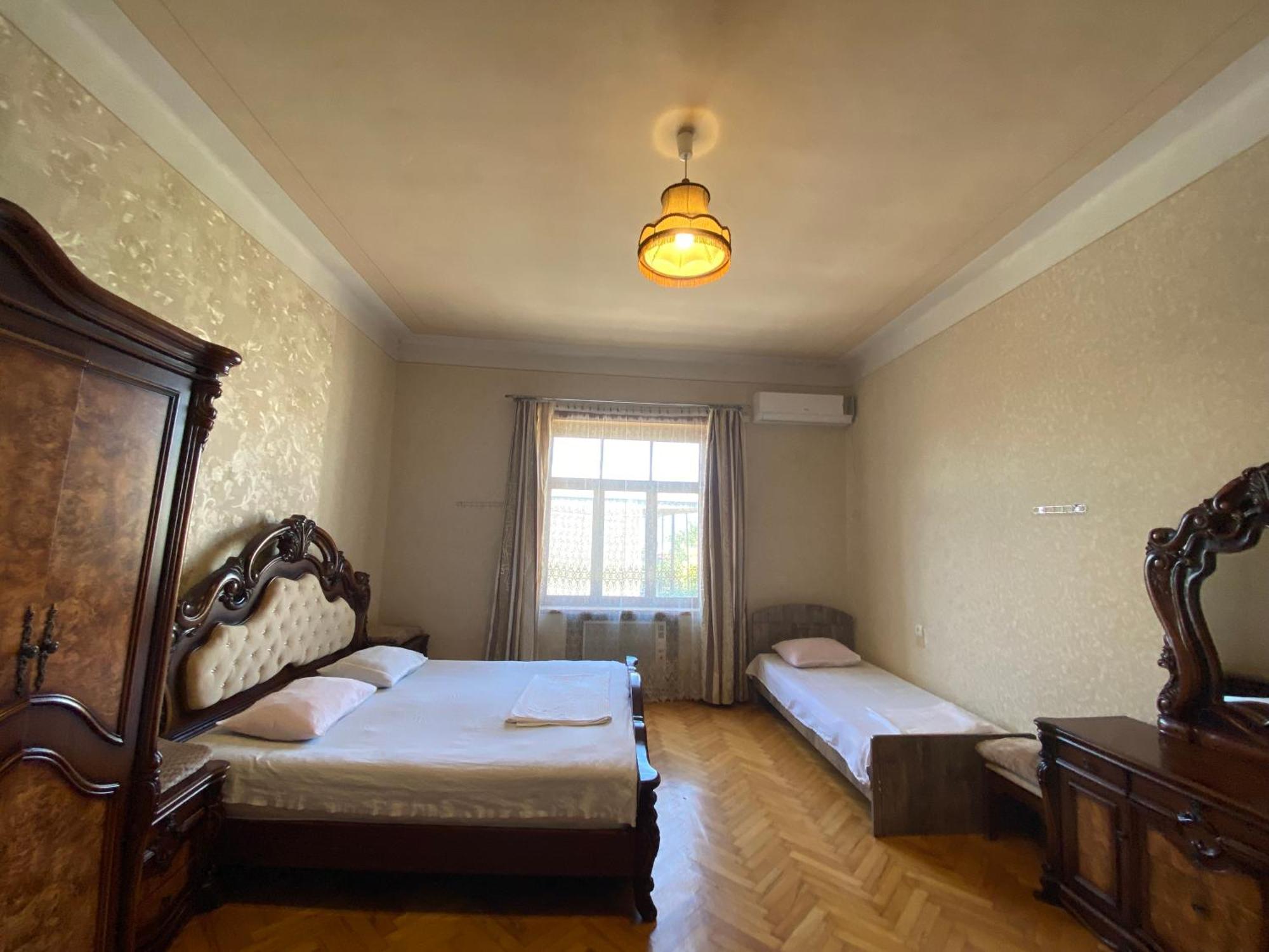 Valiko House In Telavi Hotel Bagian luar foto