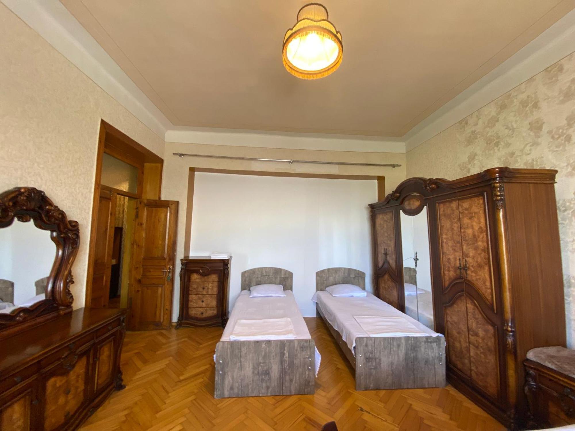 Valiko House In Telavi Hotel Bagian luar foto